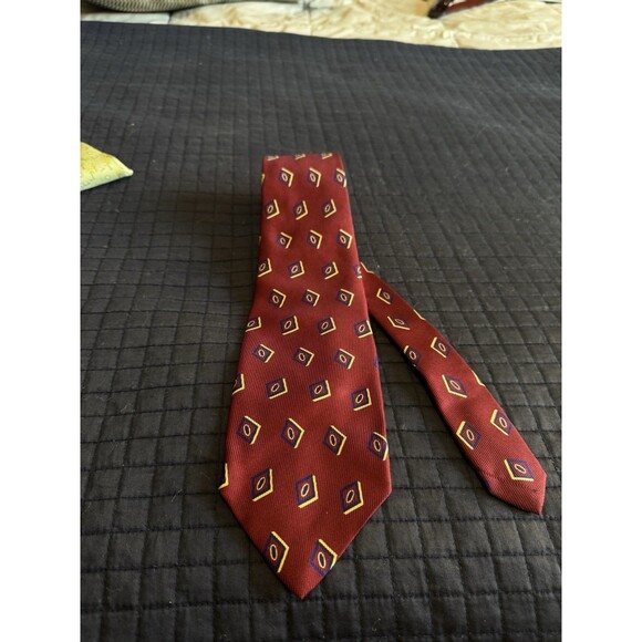 Vintage Abercrombie & Fitch Men’s Patterned Tie 100% Silk Hand Made In USA - Picture 1 of 2